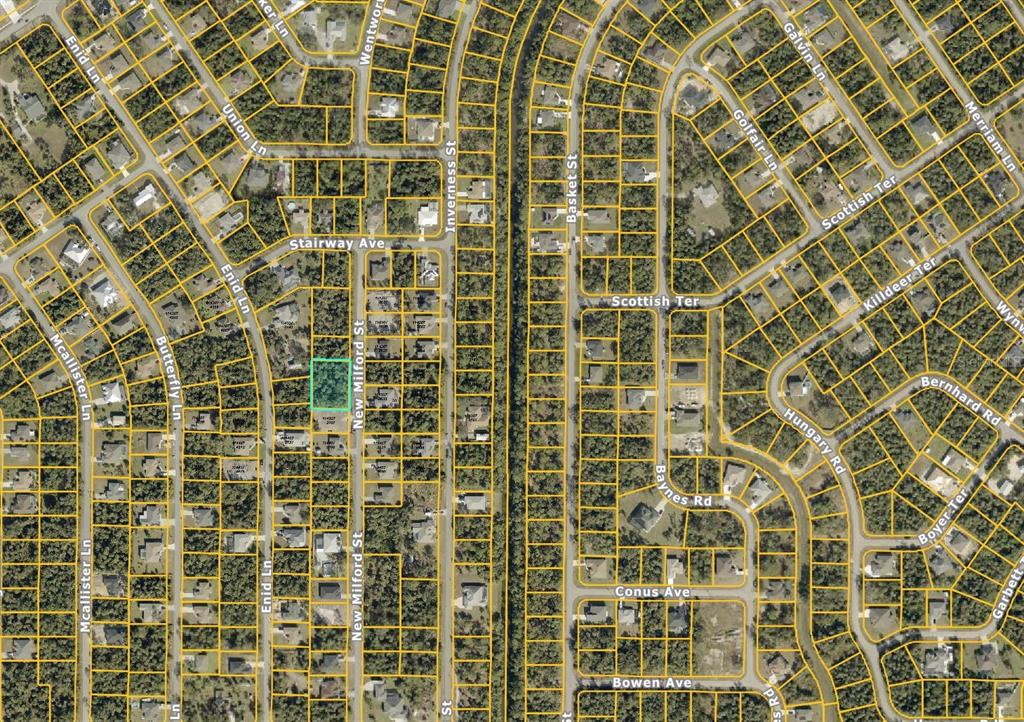 This is an aerial map showing a highlighted vacant lot in a residential neighborhood — 1143073705 NEW MILFORD STREET, NORTH PORT, FL