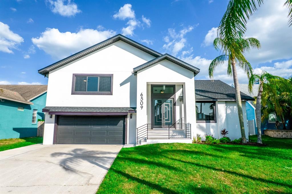 6509 DOLPHIN COVE DRIVE