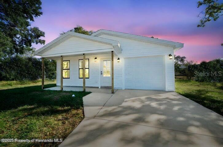 8957 SENIOR WAY