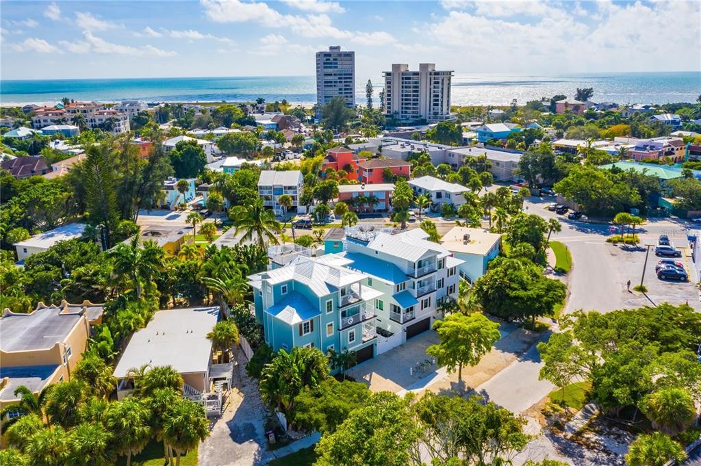 336 AVENIDA DE MAYO, SARASOTA, FL — photo 3 of 30