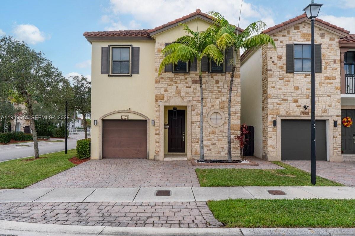 7026 NW 103rd Pl, Doral FL 33178