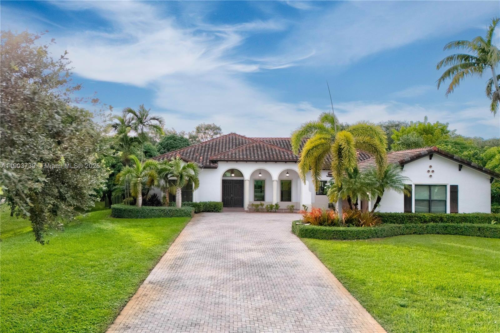 4415 Parkside Rd, Davie FL 33328