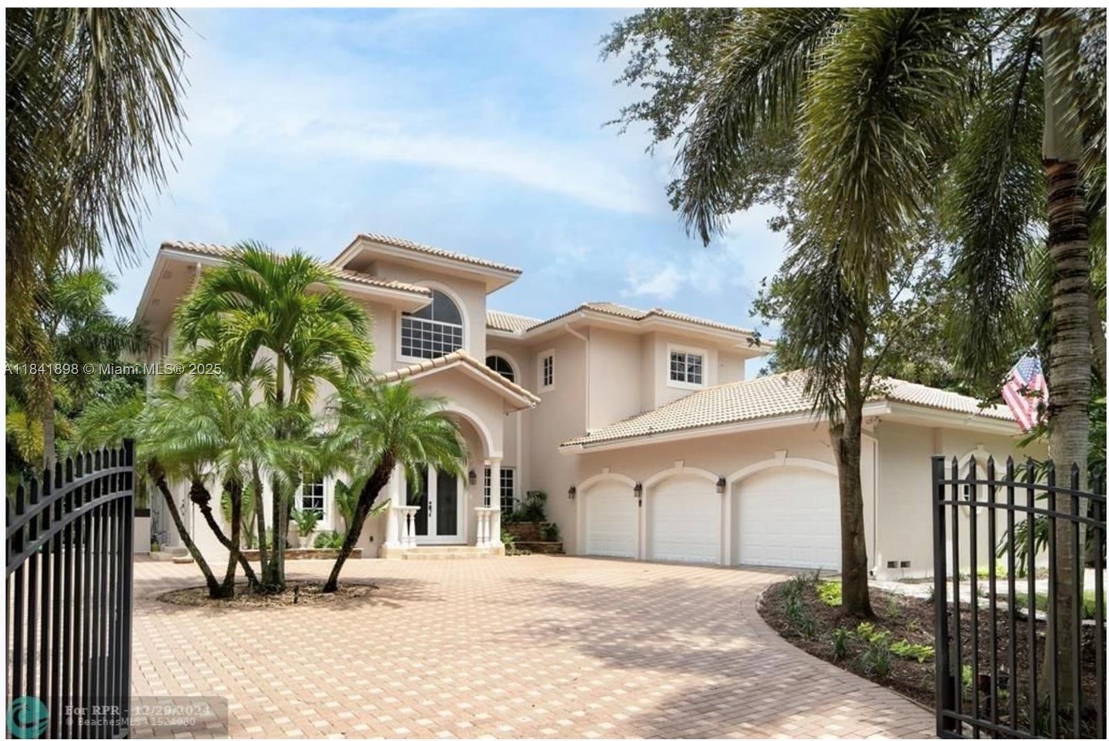 12251 NW 5th St, Plantation FL 33325