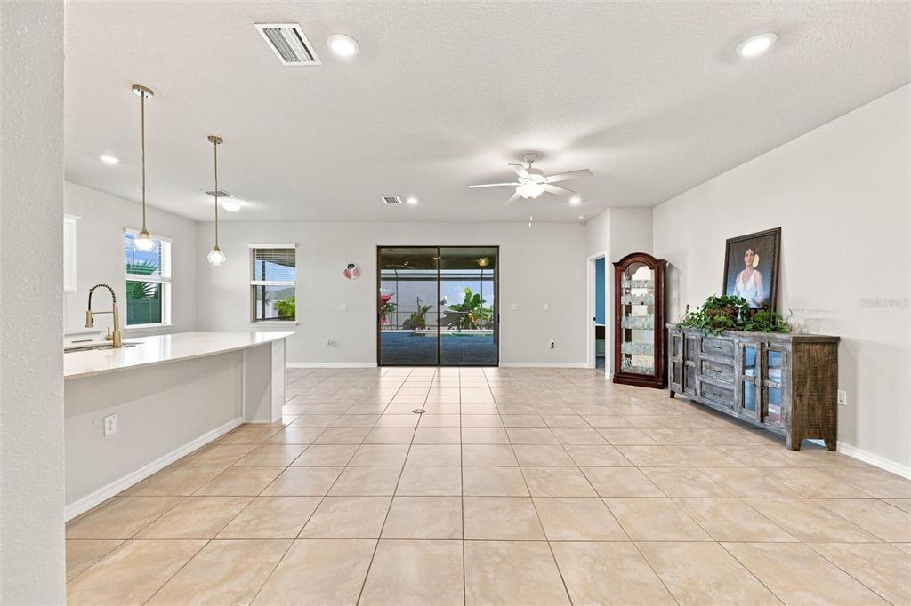 18359 CORTES CREEK BOULEVARD, SPRING HILL, FL — photo 3 of 30