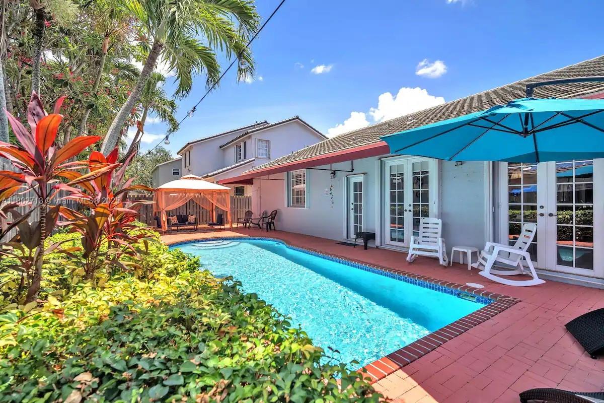 15963 SW 97th Ter, Miami FL 33196