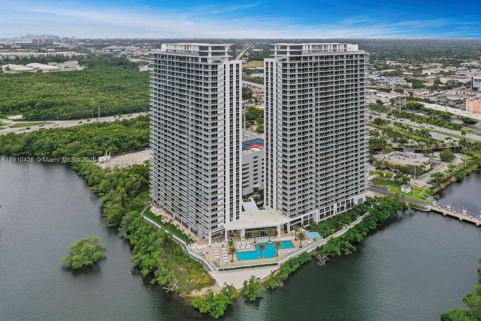 16385 Biscayne Blvd # 1219, North Miami Beach FL 33160
