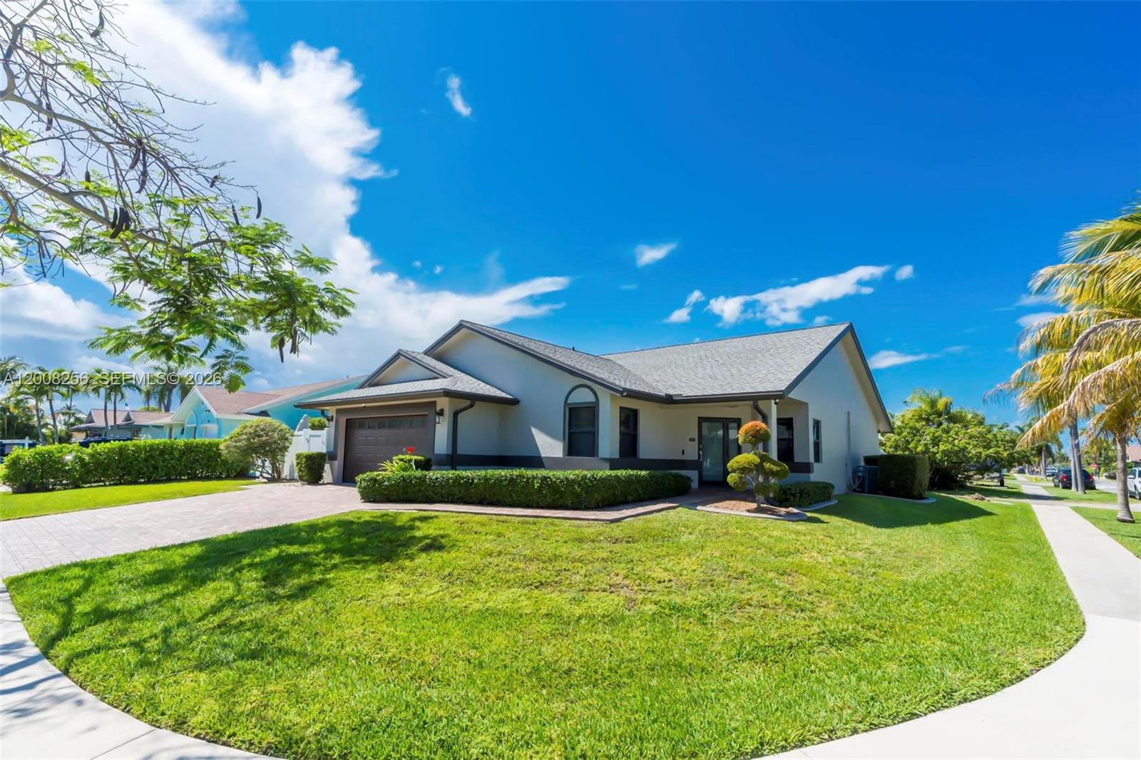 235 SE 9th St, Dania Beach FL 33004