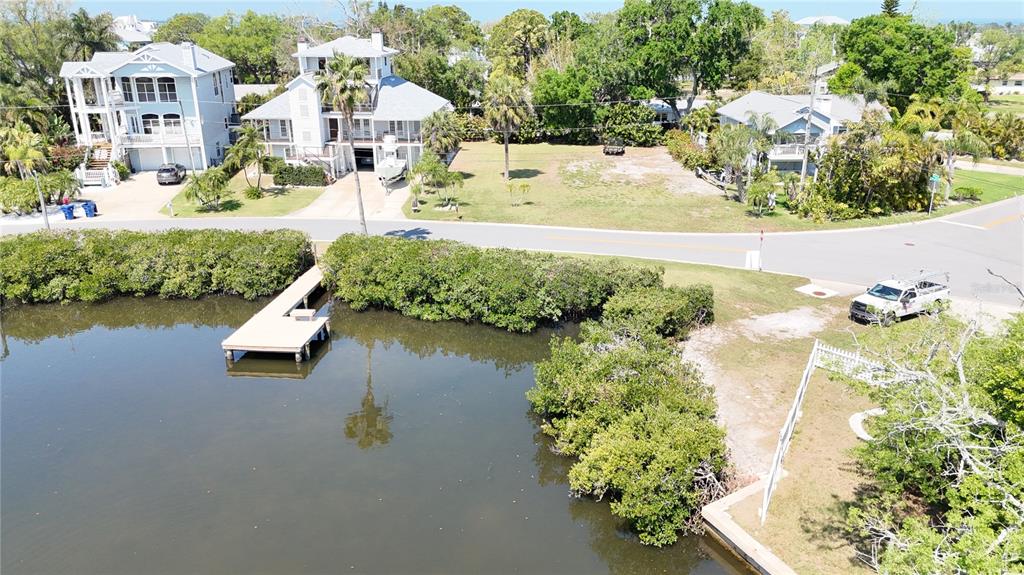 231 LAGOON DRIVE, PALM HARBOR, FL — photo 3 of 17