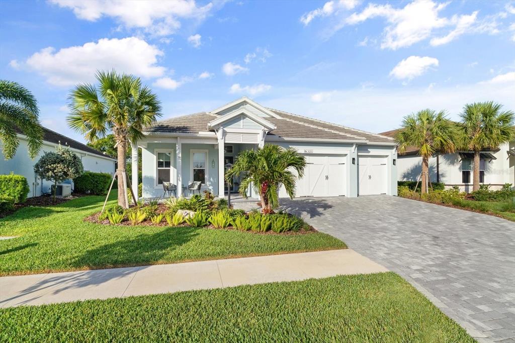 8281 GRANDE SHORES DRIVE