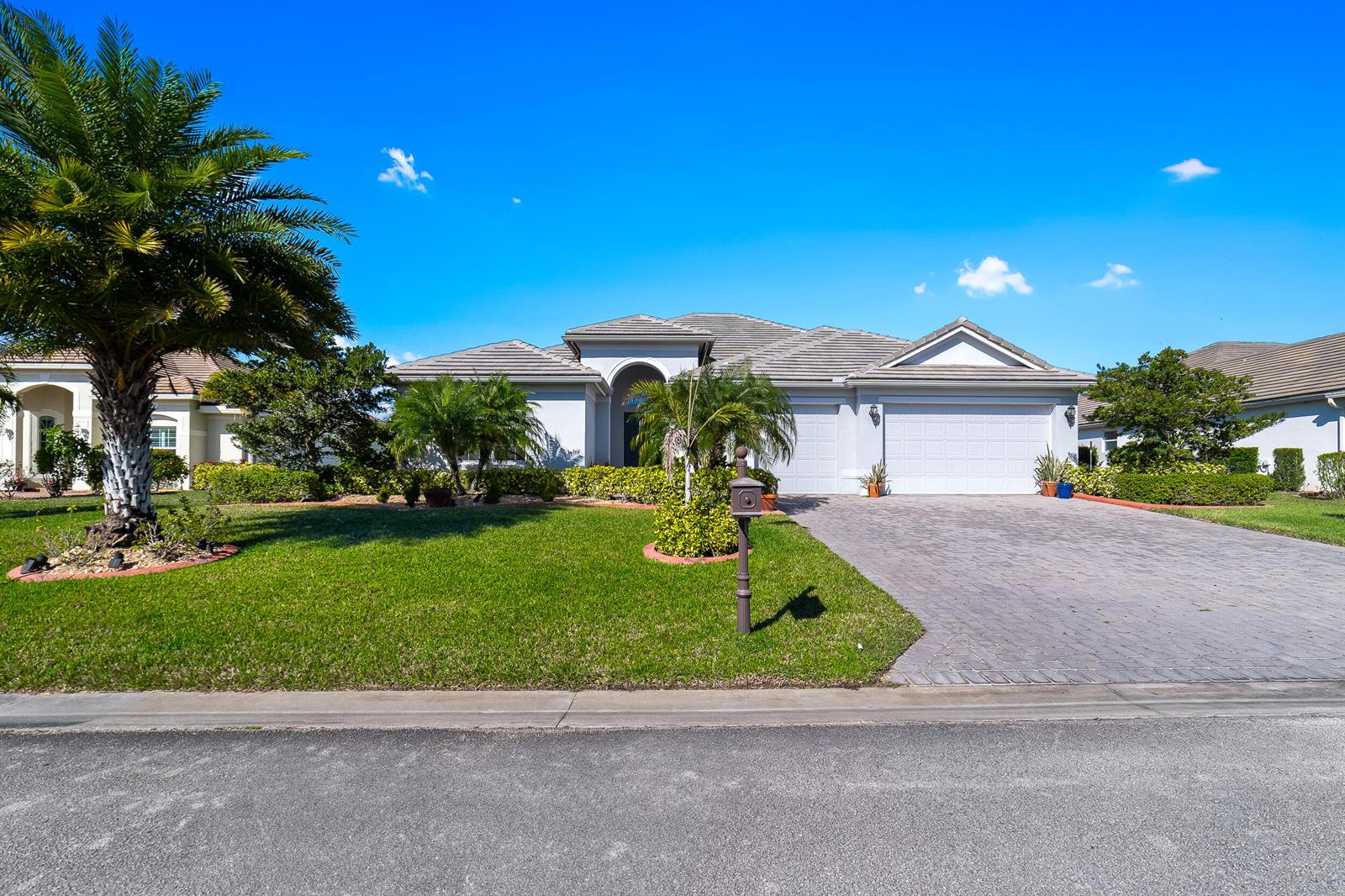 4777 Four Lakes Circle SW, Vero Beach FL 32968