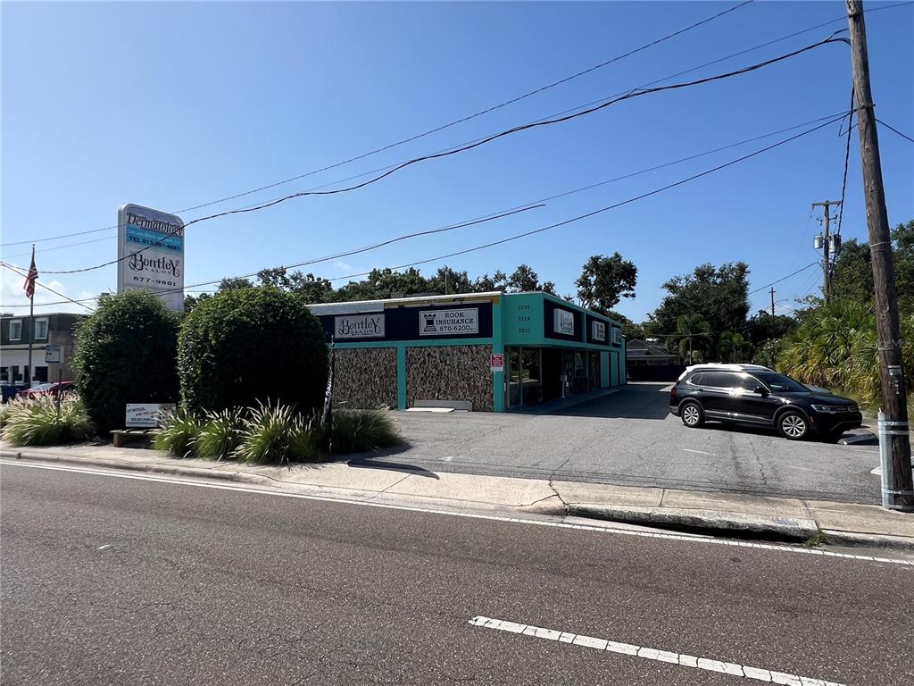 3226 W KENNEDY BOULEVARD