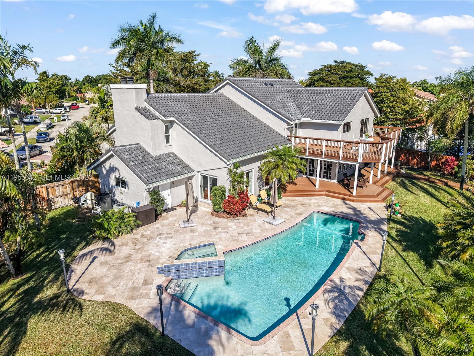 10110 SW 3rd St, Plantation FL 33324