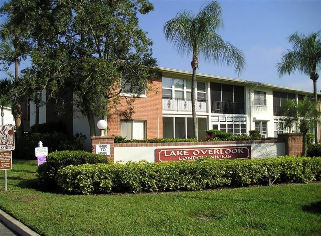 4500 OVERLOOK DRIVE NE UNIT 107