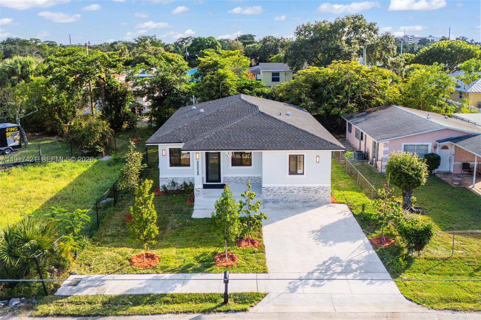2250 NW 7th Ct, Fort Lauderdale FL 33311
