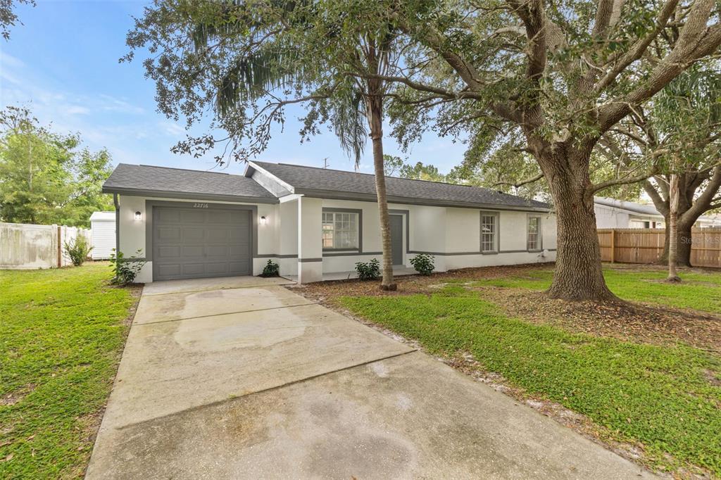 22716 PENNY LOOP