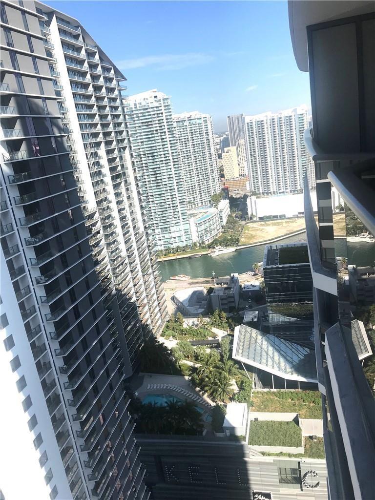 MIAMI, FL — photo 3 of 30
