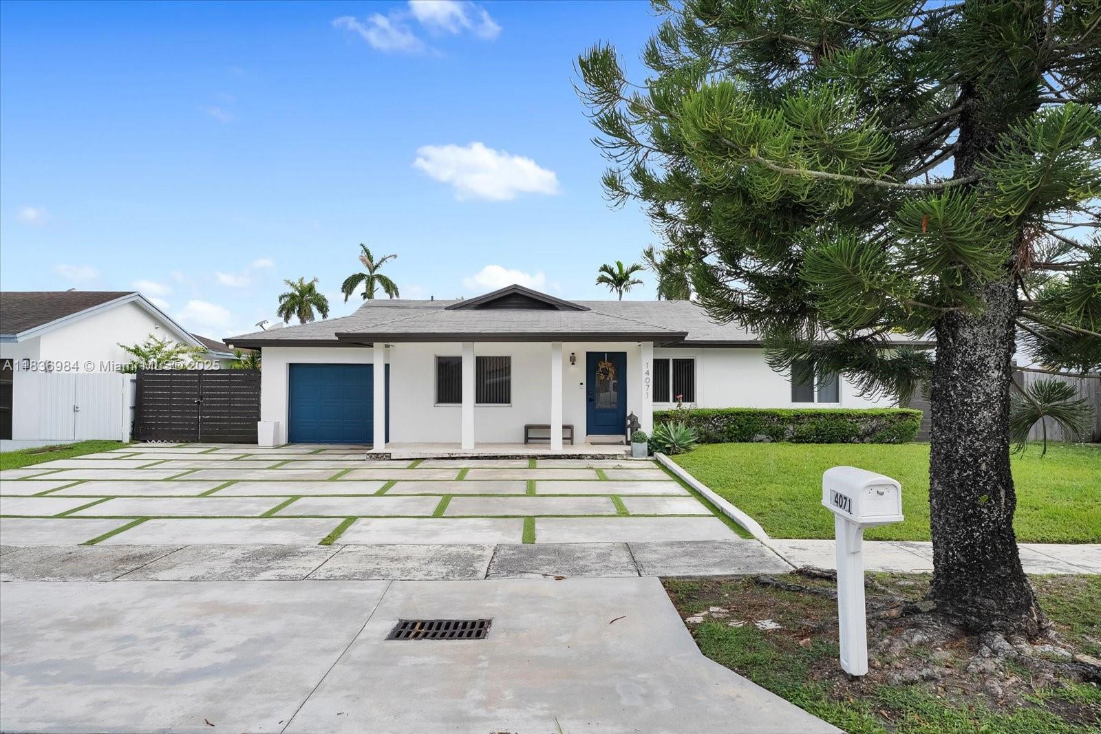 14071 SW 45th St, Miami FL 33175
