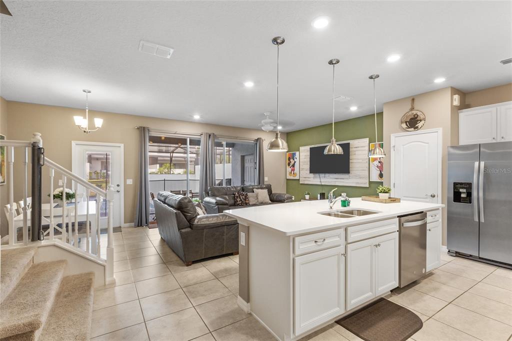 7160 OAKMOSS LOOP, DAVENPORT, FL — photo 2 of 30