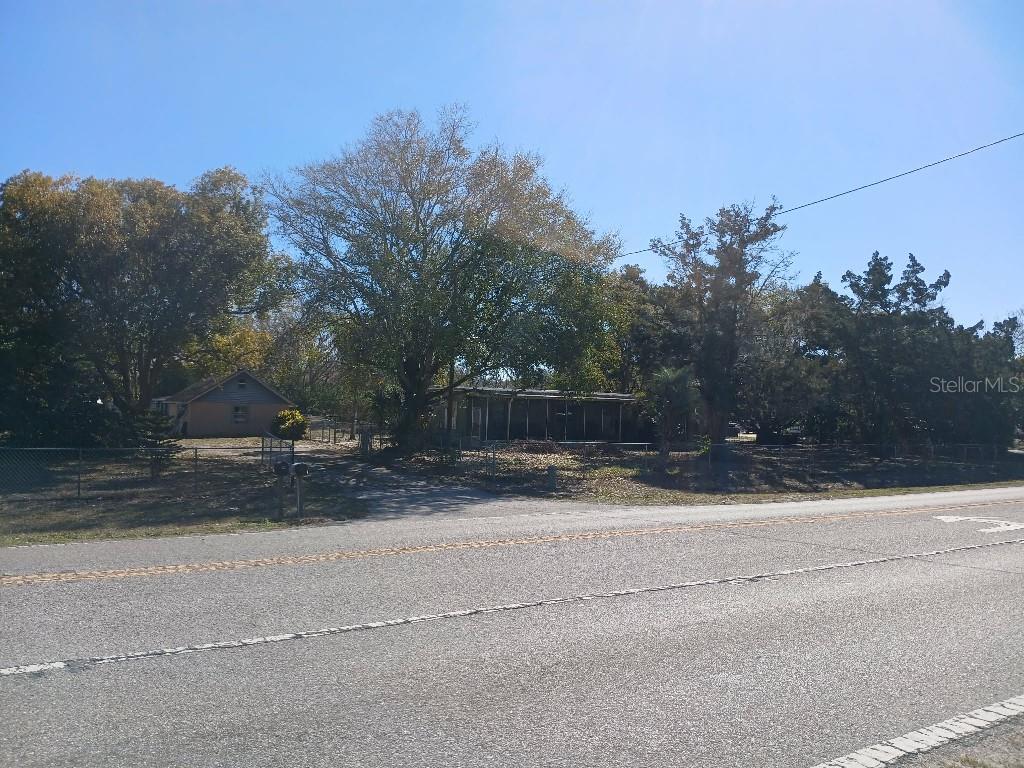 2014 GUNN HIGHWAY, ODESSA, FL — photo 2 of 3