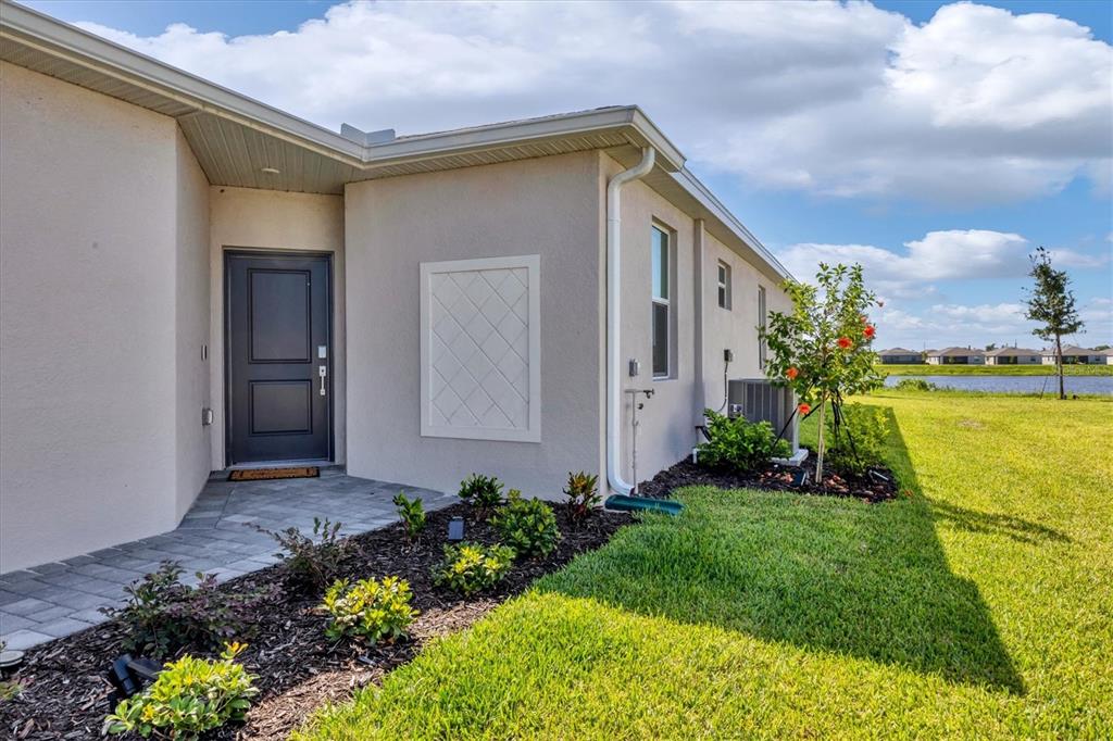 8757 SAINT KITTS CIRCLE, ENGLEWOOD, FL — photo 3 of 29