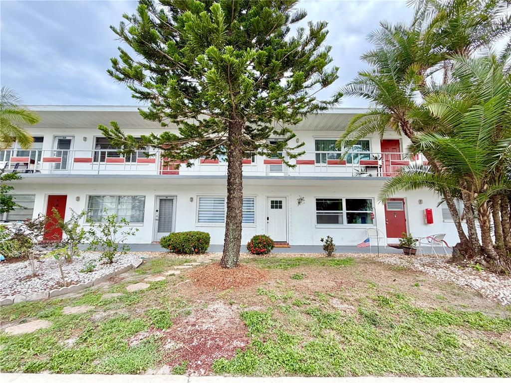 1900 58TH AVENUE N UNIT 10