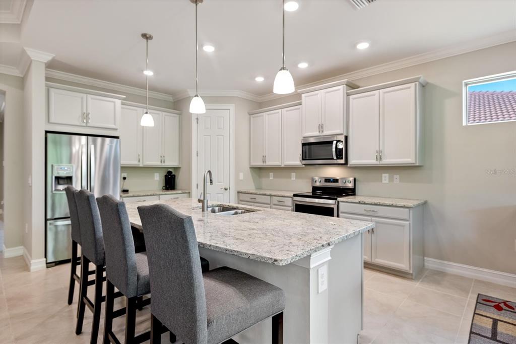 520 MARAVIYA BOULEVARD, NOKOMIS, FL — photo 3 of 30