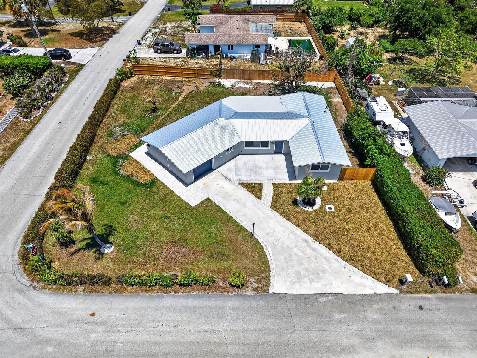 9361 SE Duncan Street, Hobe Sound FL 33455