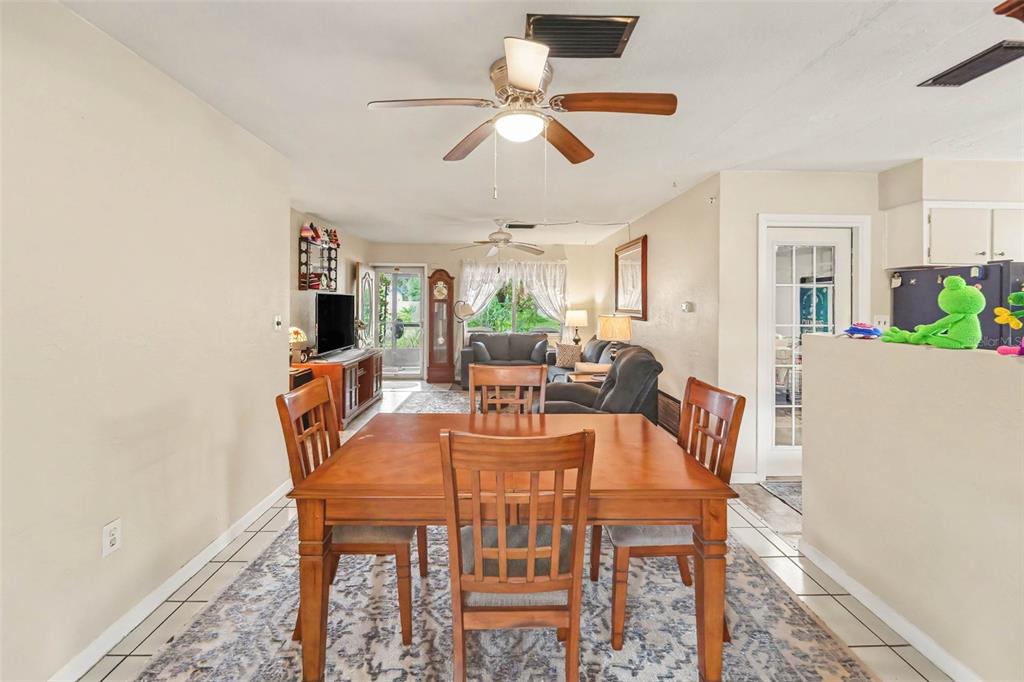 11255 109TH WAY, LARGO, FL — photo 4 of 16