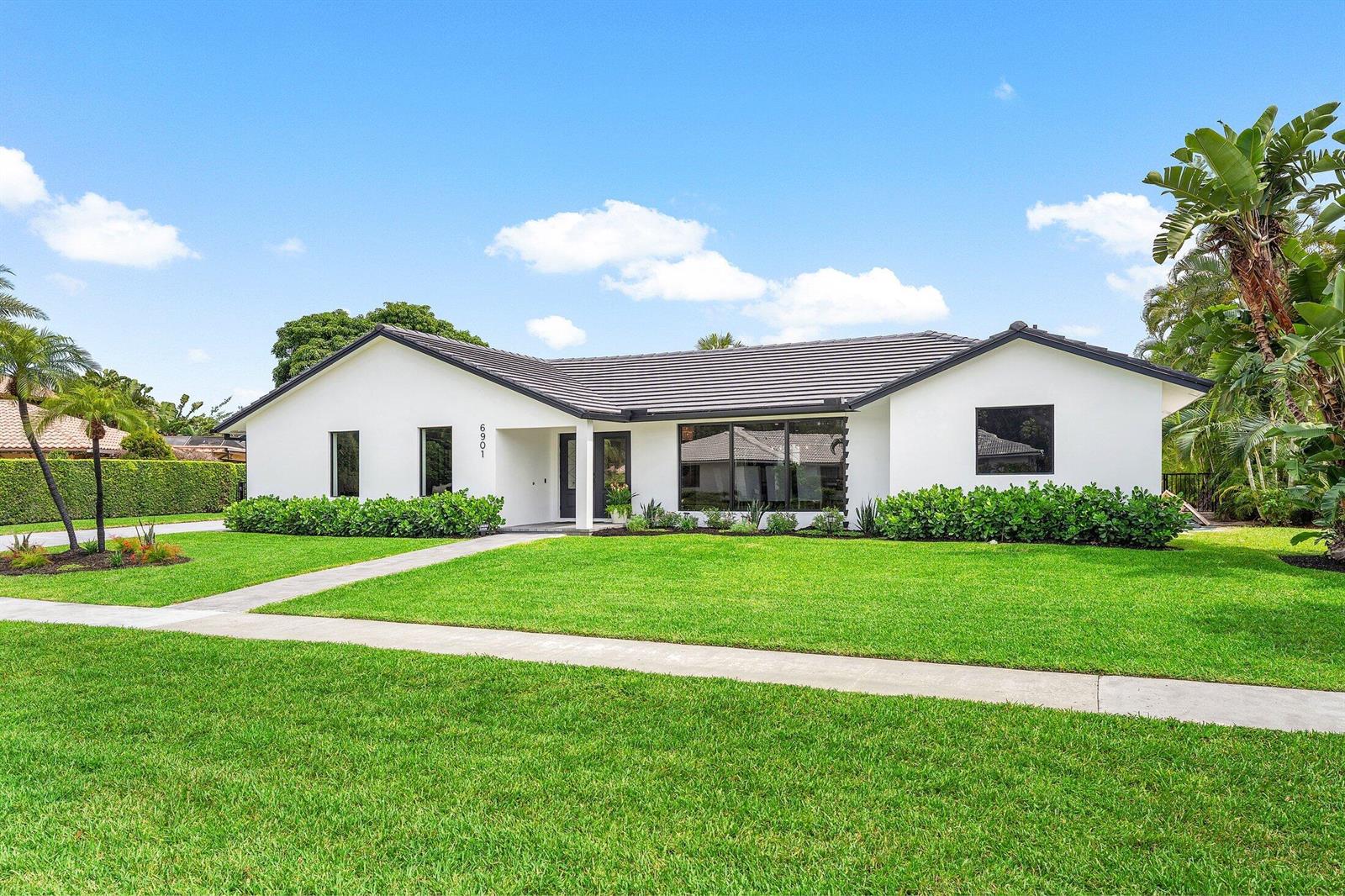 6901 Giralda Circle, Boca Raton FL 33433