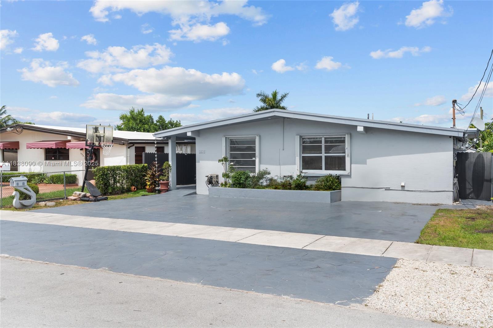 3331 SW 88th Ct, Miami FL 33165