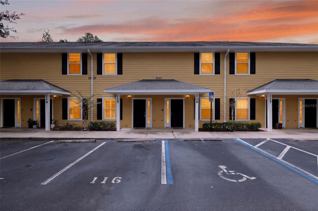 2927 SW 35TH PLACE UNIT 115