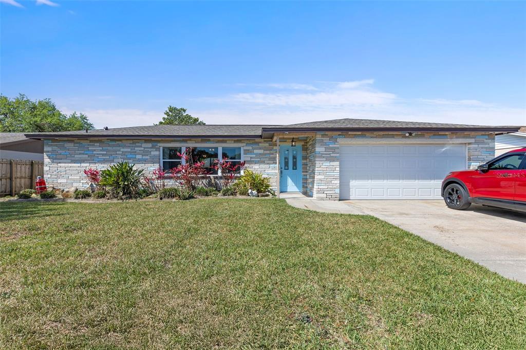 2944 CARRIAGE DRIVE