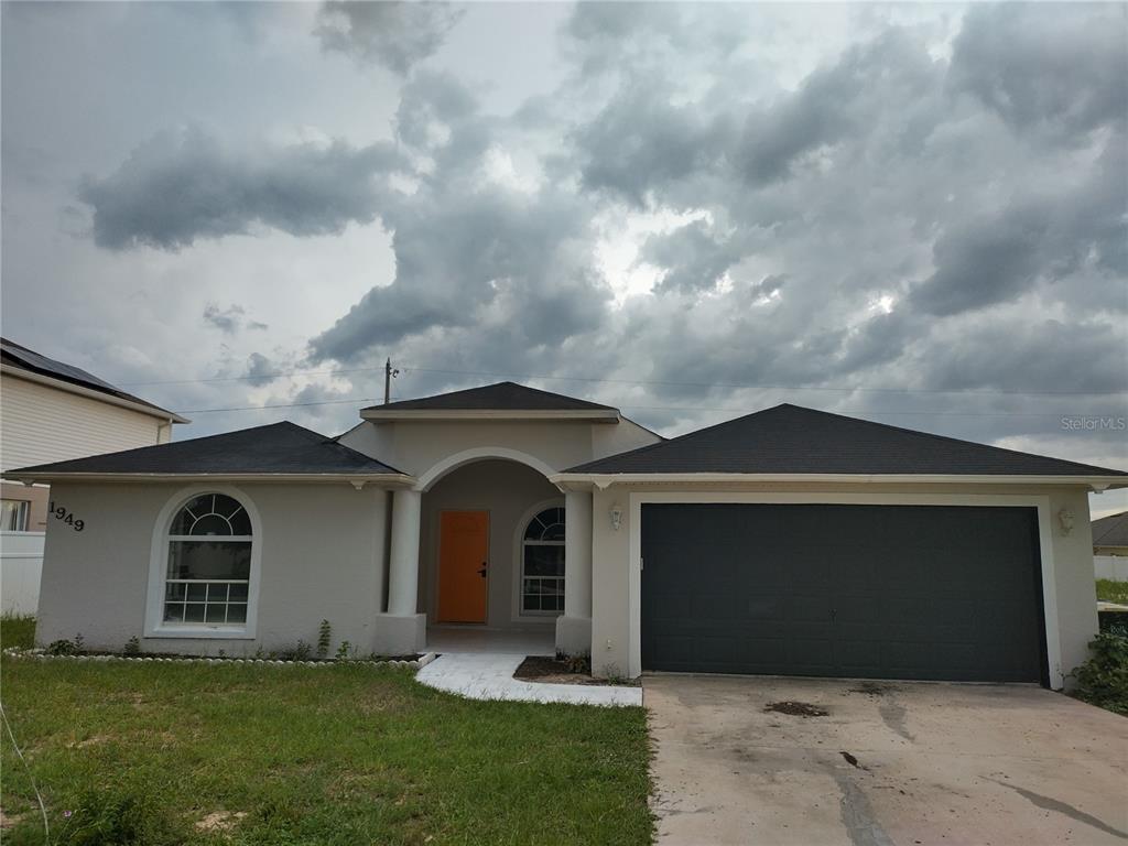 1949 MANATEE COURT