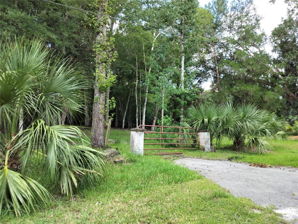 523 S TUCK POINT, INVERNESS, FL — photo 3 of 28
