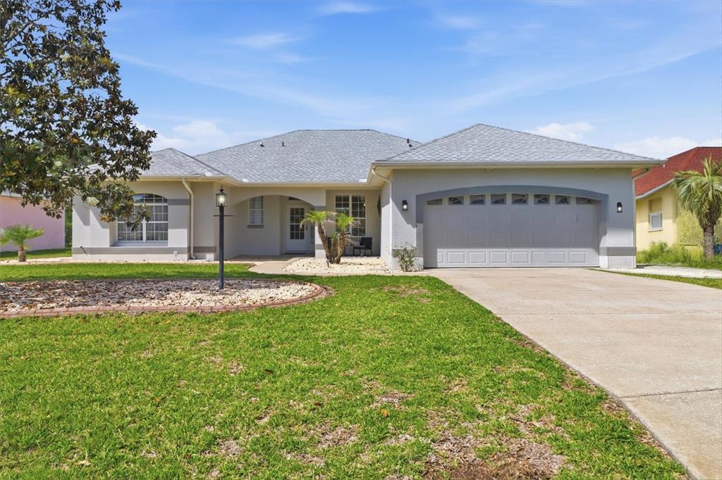 434 W CRESTMONT COURT