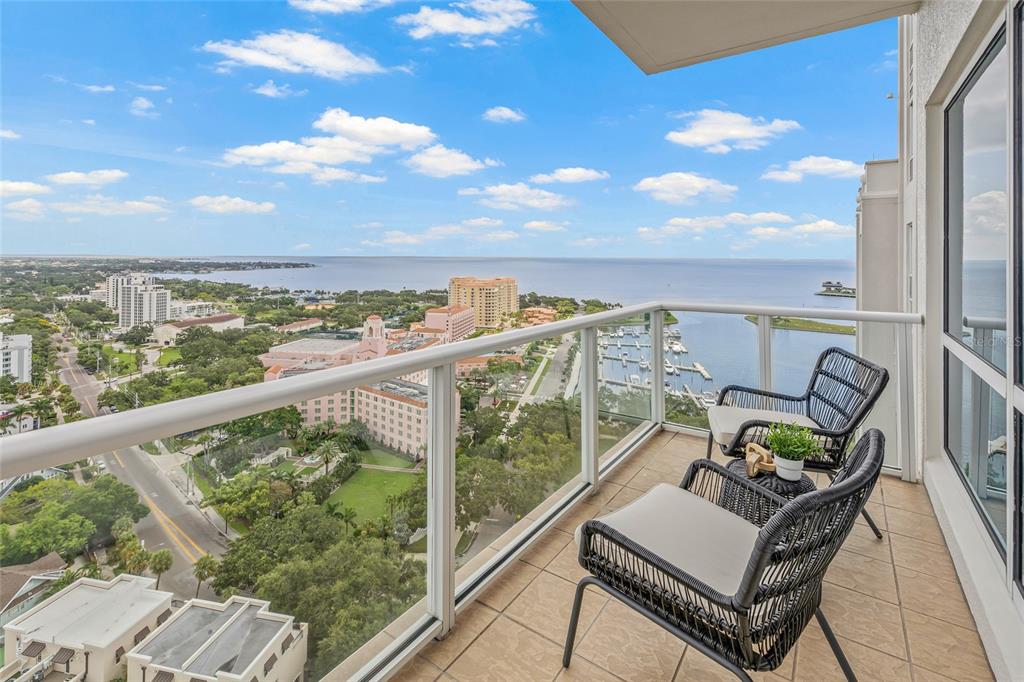 400 BEACH DRIVE NE UNIT 2301