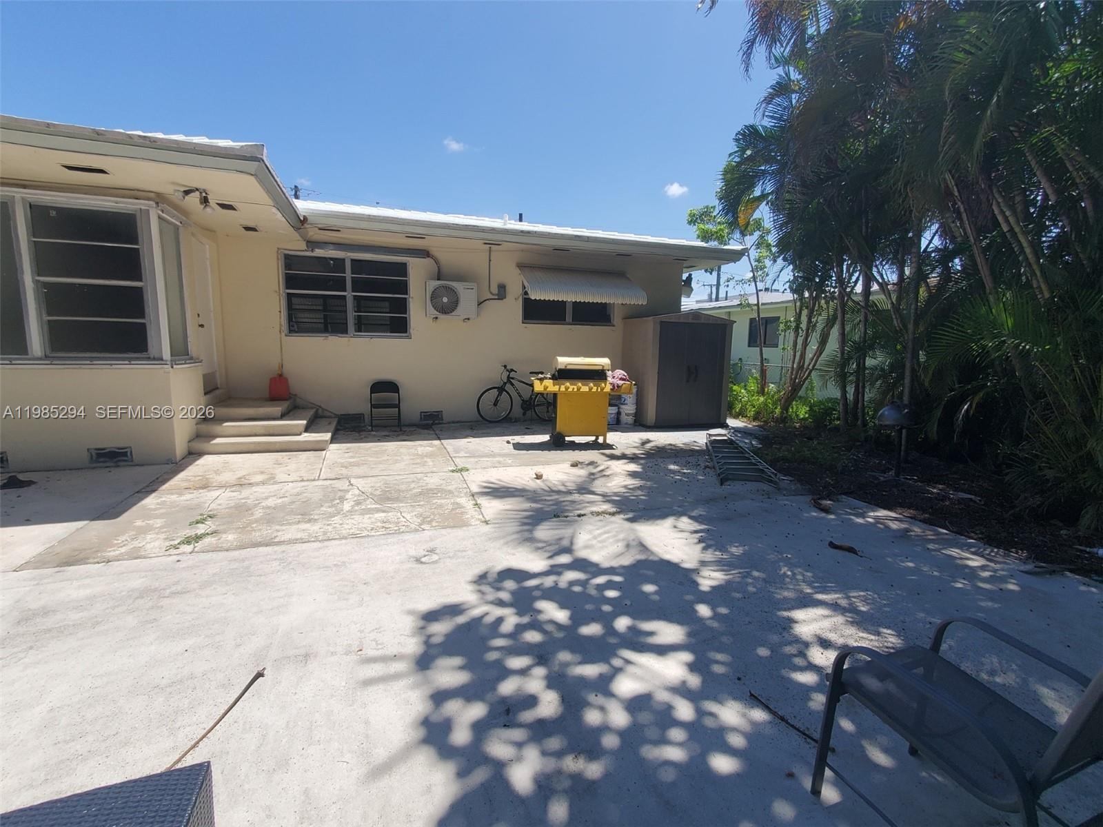MIAMI, FL — photo 3 of 7