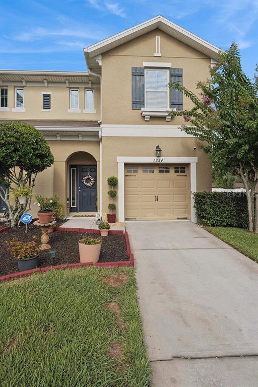 1224 PETERSON PLACE