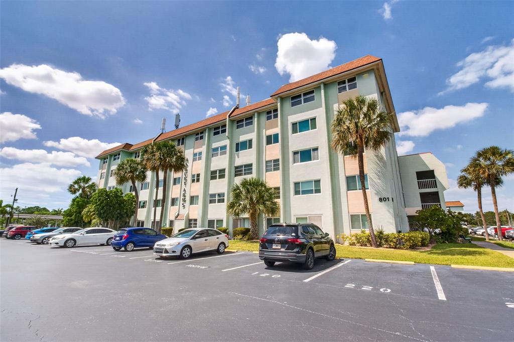 801 83RD AVENUE N UNIT 508