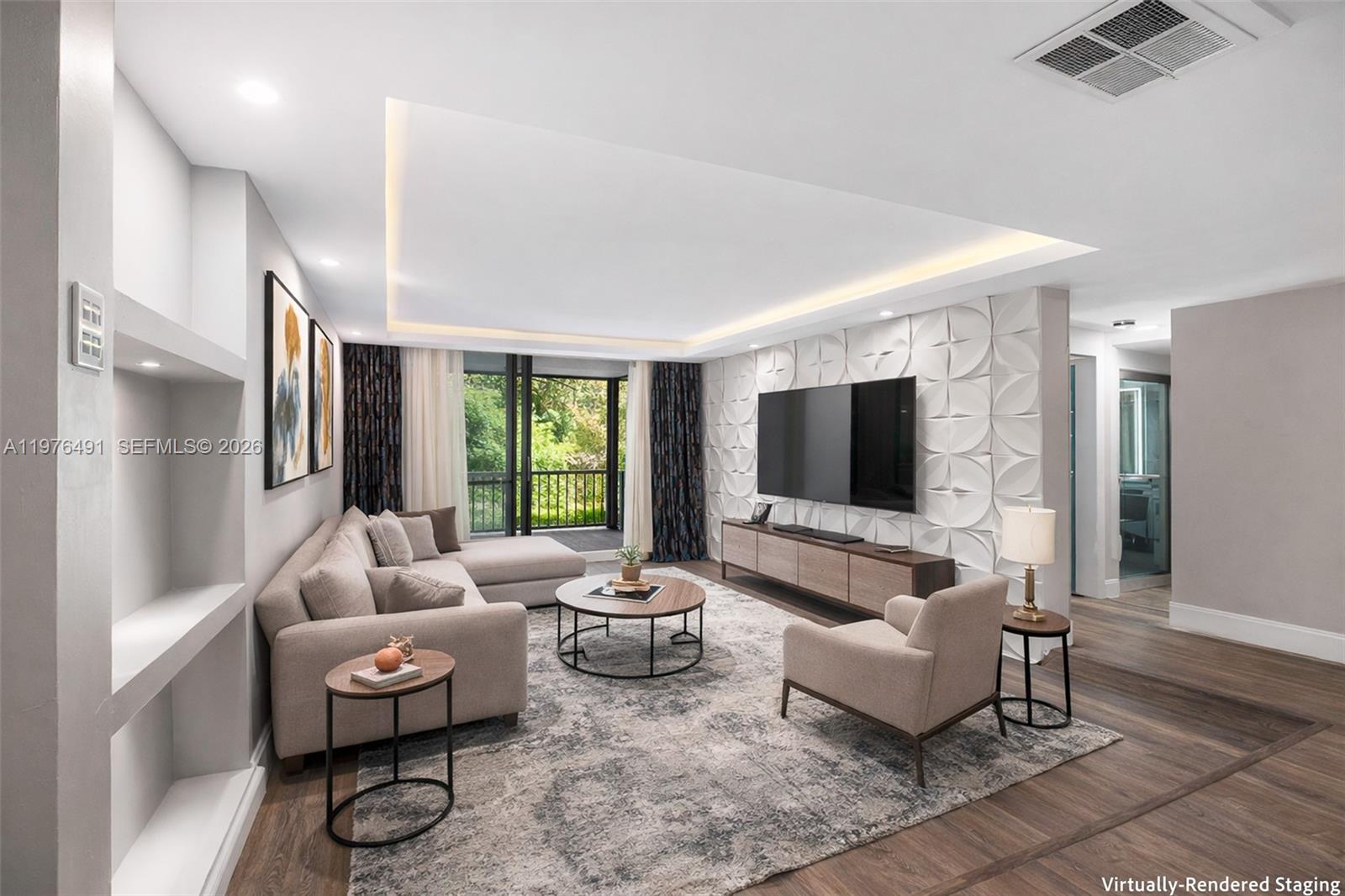 3730 Inverrary Dr # 2H, Lauderhill FL 33319