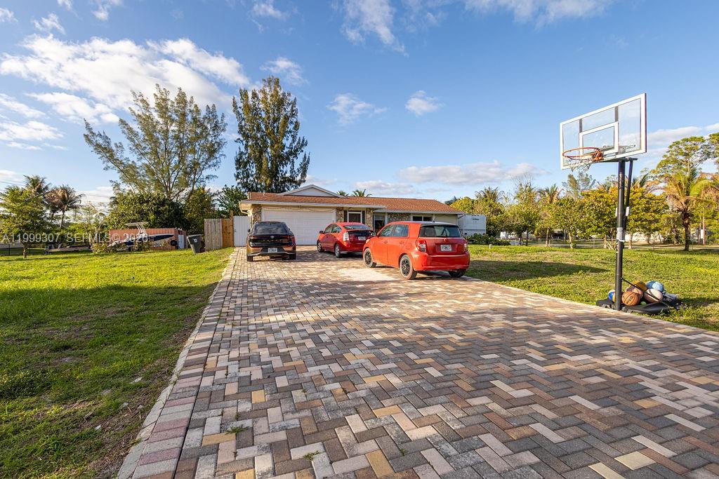 16525 N 87th Ln N, Loxahatchee FL 33470