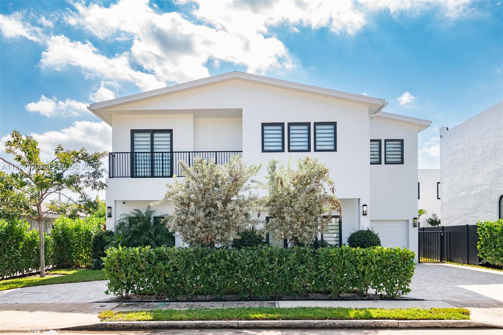 306 Plymouth Rd, West Palm Beach FL 33405