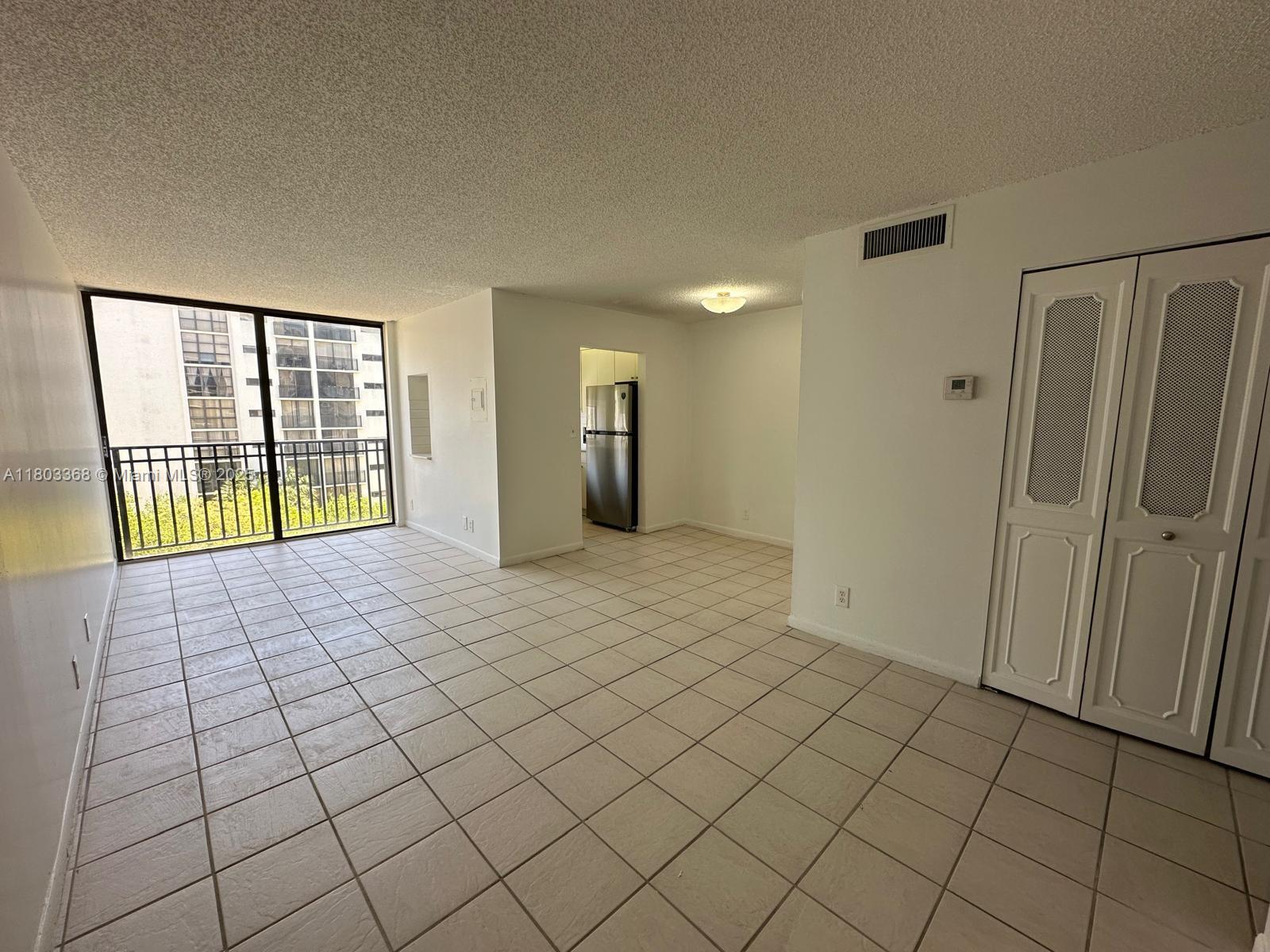 16919 N Bay Rd # 617, Sunny Isles Beach FL 33160