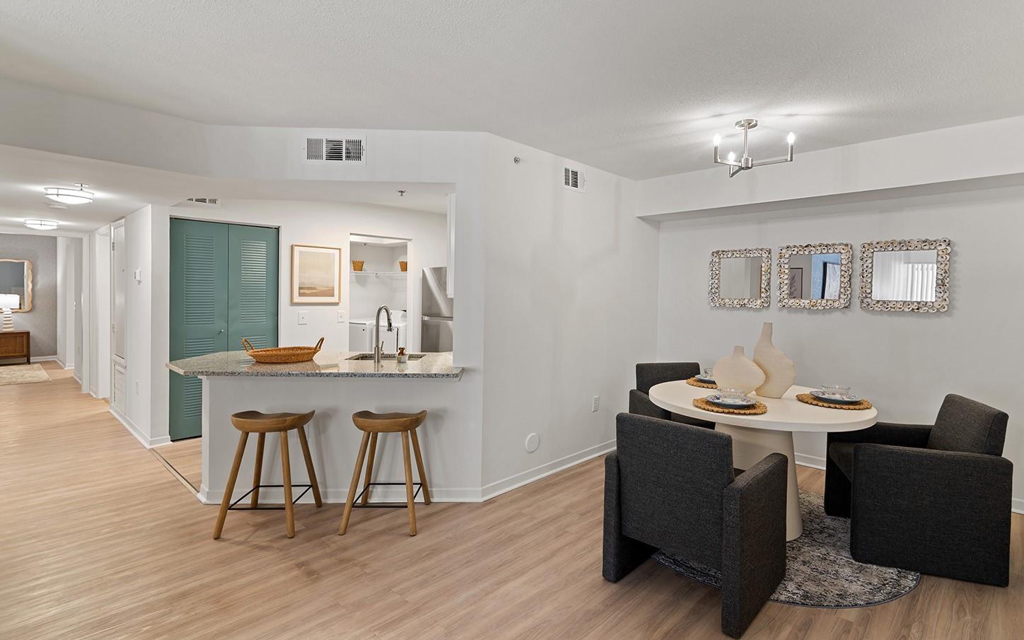 PEMBROKE PINES, FL — photo 4 of 28