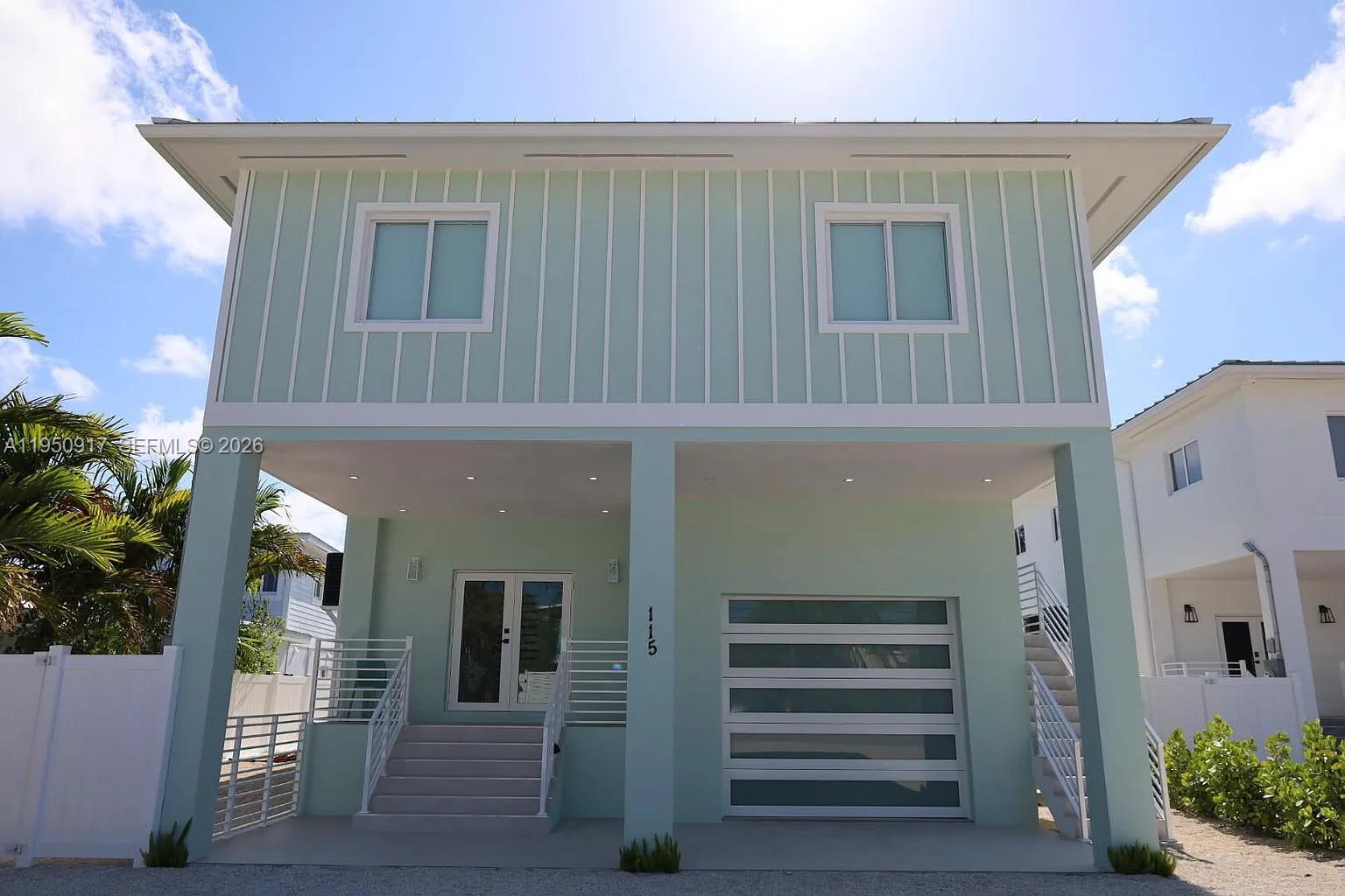 115 Azalea St, Plantation Key FL 33070