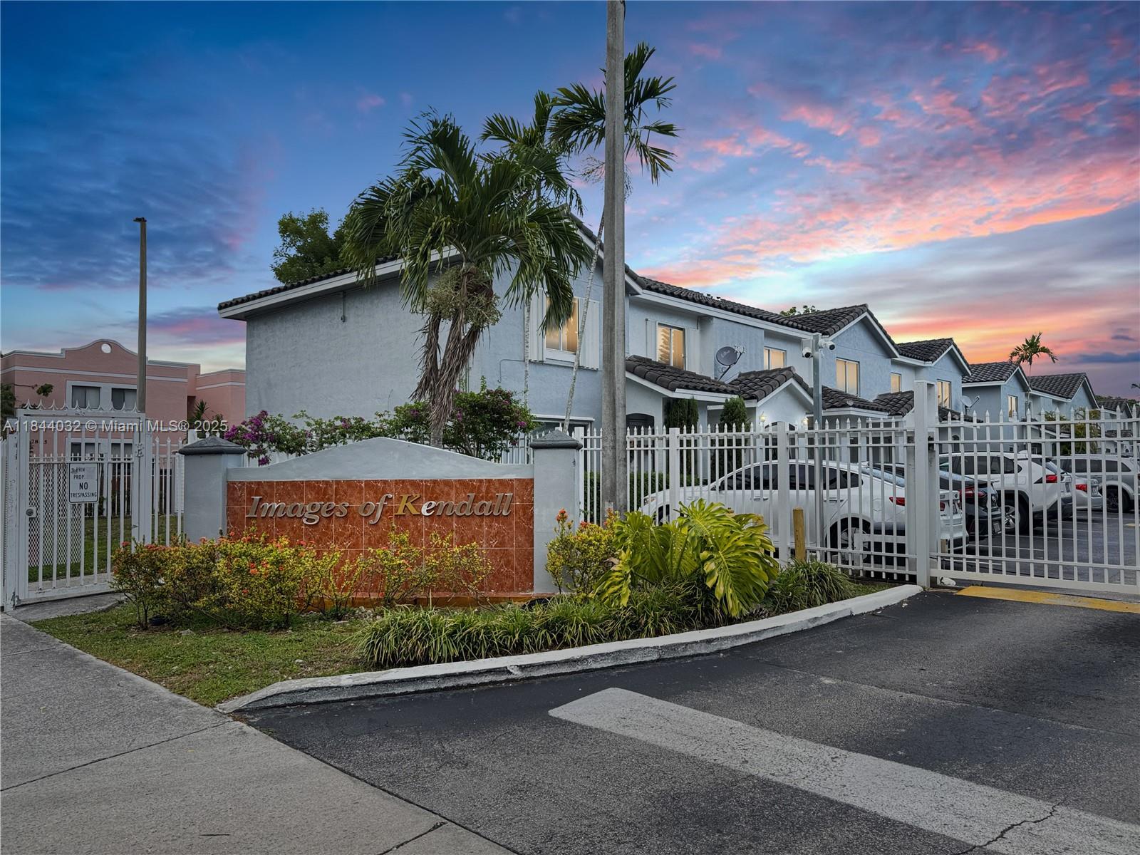 7861 SW 152nd Ave # 3, Miami FL 33193