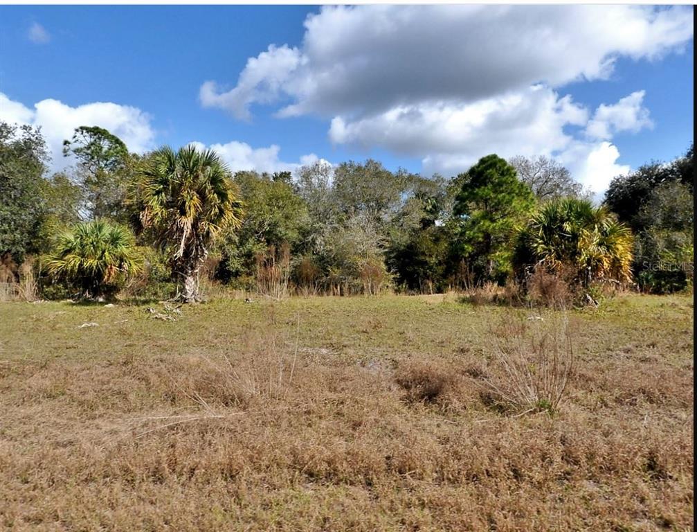 GROVER CIRCLE, NORTH PORT, FL — photo 2 of 2