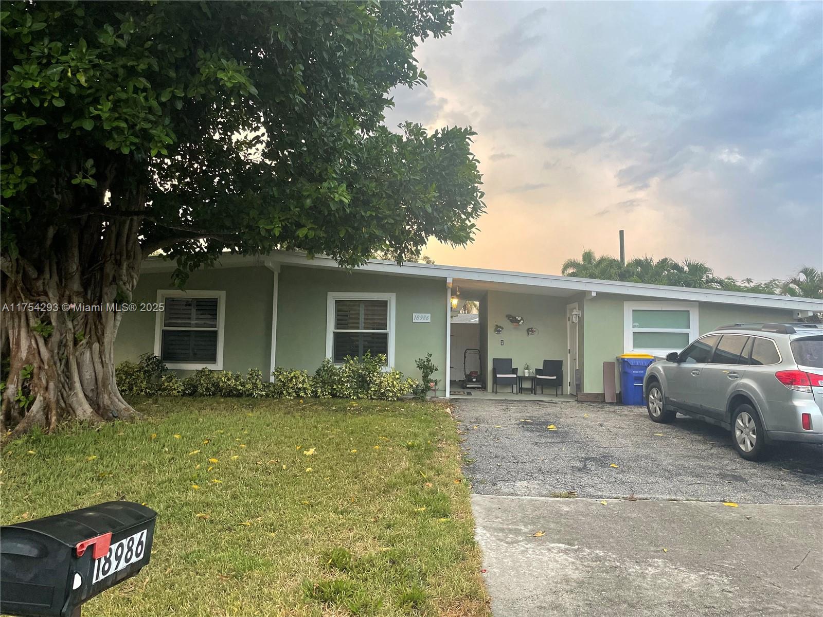 18986 SE Mayo Dr, Jupiter FL 33469