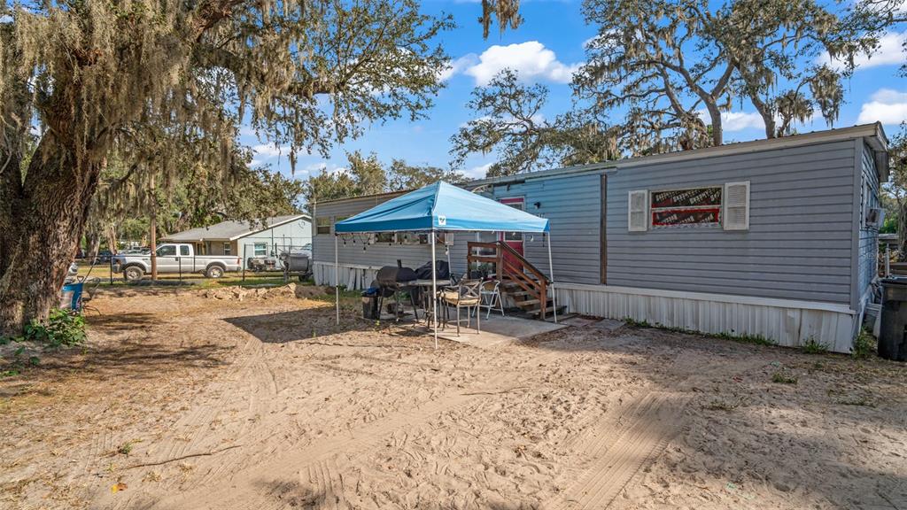8612 WICKLINE DRIVE