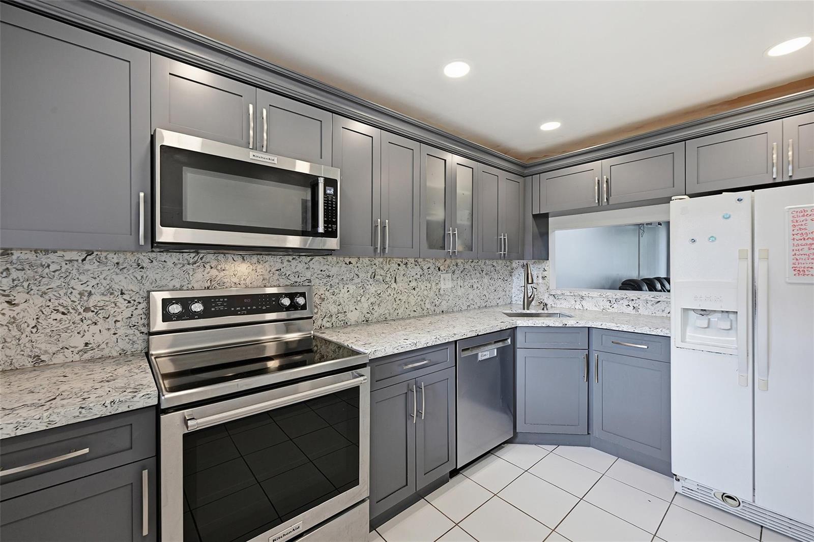 7500 NW 17th Street # 110, Plantation FL 33313